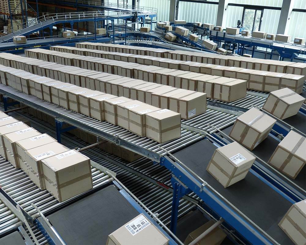 boxes on conveyor belts